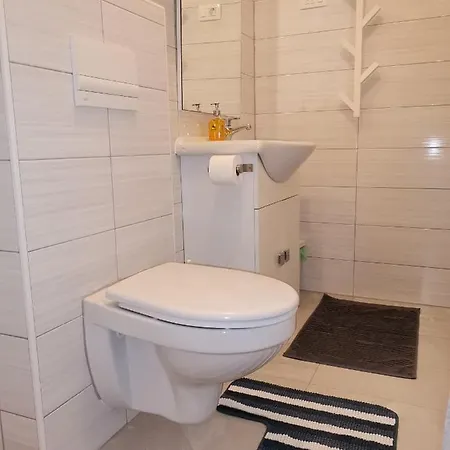 Appartamento Two Apartmans Whit Big Pool