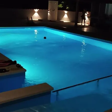 Appartamento Two Apartmans Whit Big Pool *
