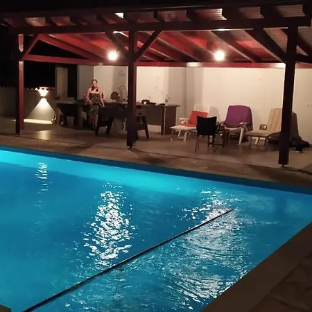 Two Apartmans Whit Big Pool * Potpićan