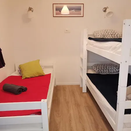 公寓 Two Apartmans Whit Big Pool Potpićan